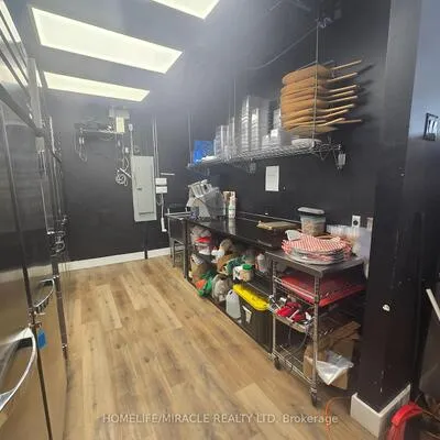 10462,&nbsp;Islington, Kleinburg, Vaughan