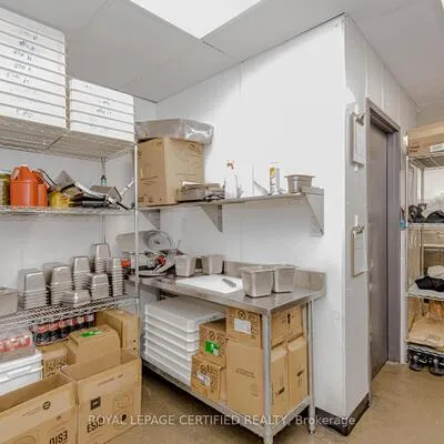 8470,&nbsp;Highway 27, West Woodbridge Industrial Area, Vaughan