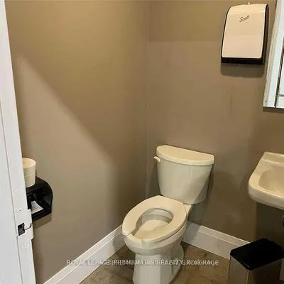 55,&nbsp;Winges, Pine Valley Business Park, Vaughan