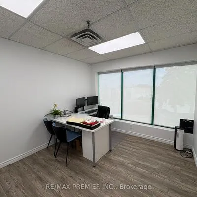 120,&nbsp;Woodstream, Vaughan Grove, Vaughan