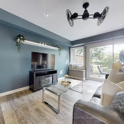 195, Milestone, Aurora Village, Aurora