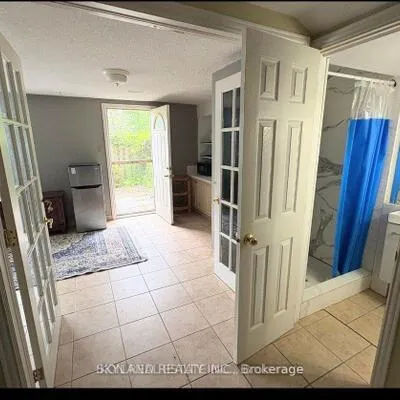 98,&nbsp;Henderson, Aurora Highlands, Aurora