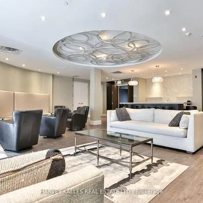 15277,&nbsp;Yonge, Aurora Village, Aurora
