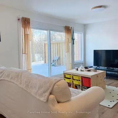 207, Milestone, Aurora Village, Aurora