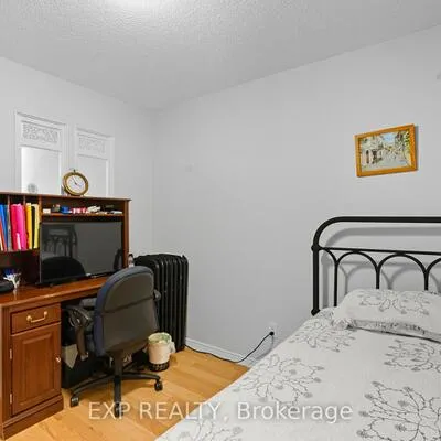 14924, Yonge, Aurora Highlands, Aurora