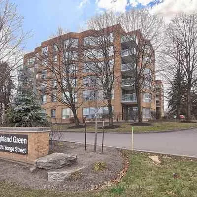 14924, Yonge, Aurora Highlands, Aurora