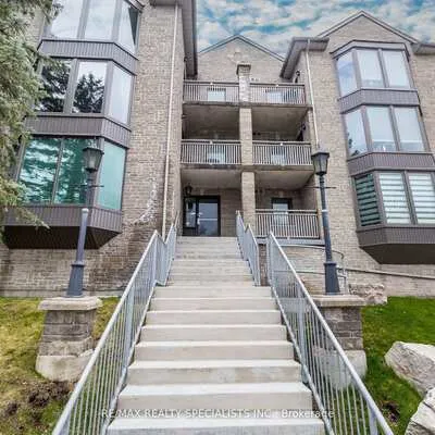 21, George, Aurora Village, Aurora