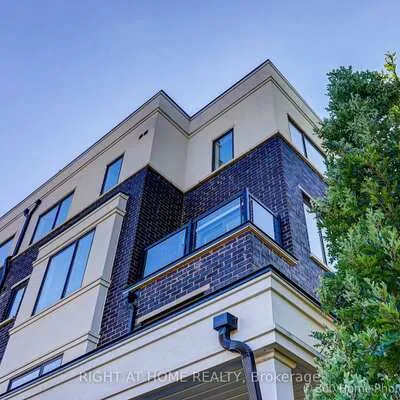 200, Alex Gardner, Aurora Village, Aurora