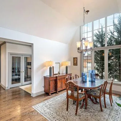 412,&nbsp;Falconwood Hollow, Aurora Estates, Aurora