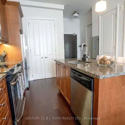 15277,&nbsp;Yonge, Aurora Village, Aurora