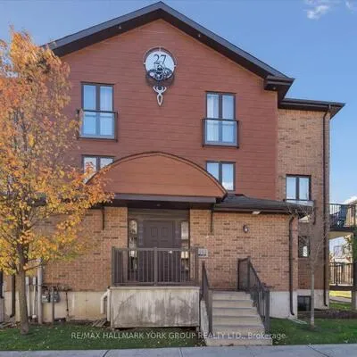 27, Madelaine, Painswick South, Barrie