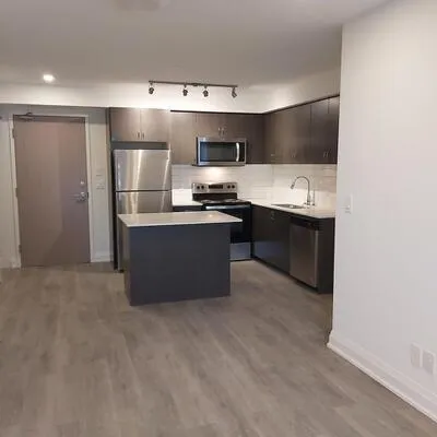 58,&nbsp;Lakeside, Little Lake, Barrie