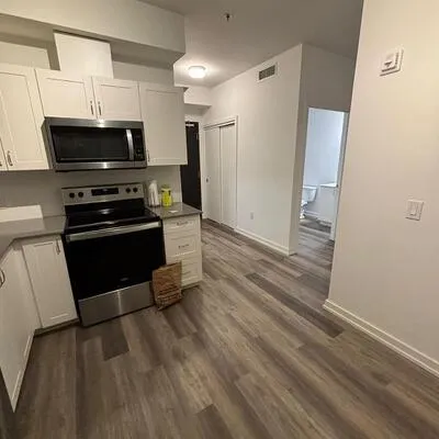 430, Essa, Holly, Barrie