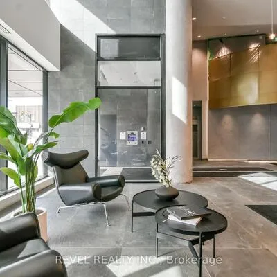 39, Mary, City Centre, Barrie