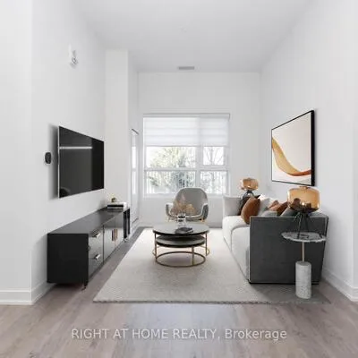 56,&nbsp;Lakeside, Little Lake, Barrie