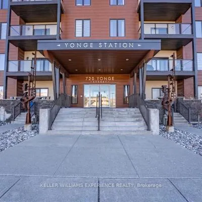720,&nbsp;Yonge, Painswick South, Barrie