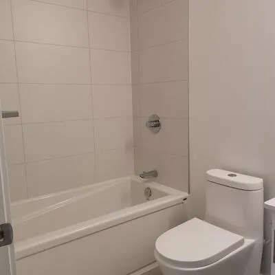681,&nbsp;YONGE, Painswick South, Barrie