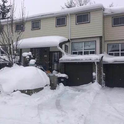 63,&nbsp;Ferris, Cundles East, Barrie