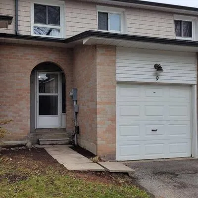 2, Bernick, Grove East, Barrie