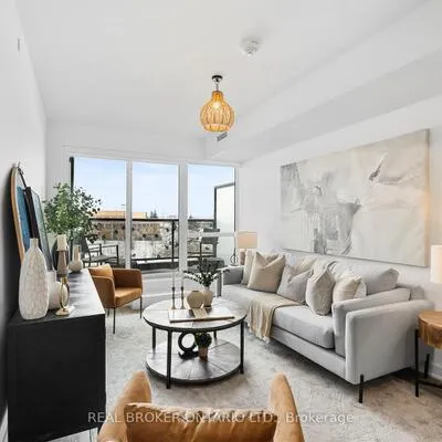 681,&nbsp;Yonge, Painswick South, Barrie