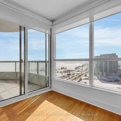 2,&nbsp;Toronto, City Centre, Barrie