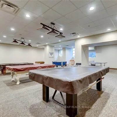 6,&nbsp;Victoria, City Centre, Barrie