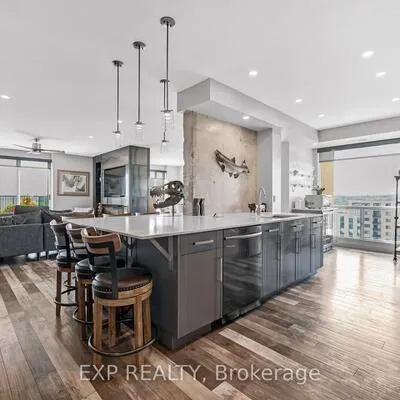 65,&nbsp;Ellen, City Centre, Barrie