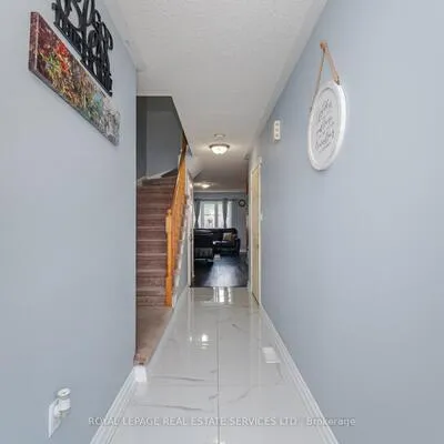 430,&nbsp;Mapleview, Painswick South, Barrie