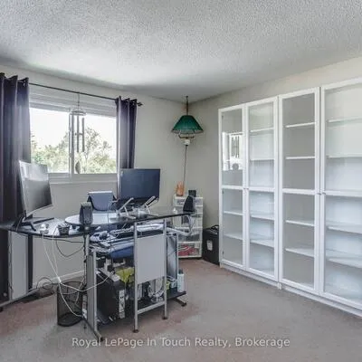 233,&nbsp;Innisfil, Allandale Centre, Barrie