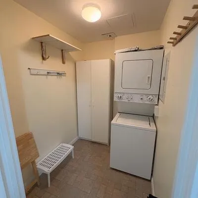 94,&nbsp;Dean, Painswick South, Barrie