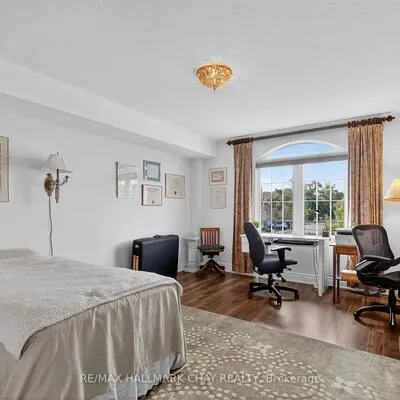 222,&nbsp;Steel, Grove East, Barrie