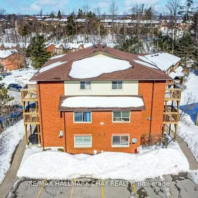 22,&nbsp;Meadow, Ardagh, Barrie
