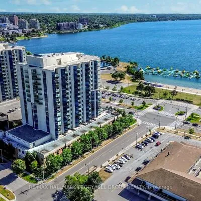 6,&nbsp;Victoria, City Centre, Barrie