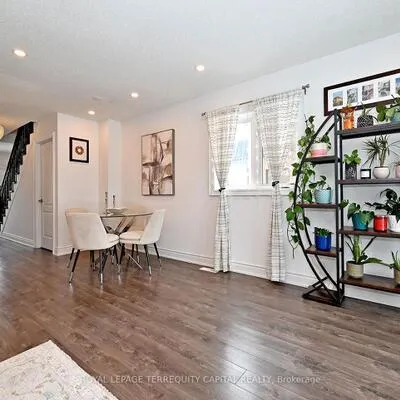 31,&nbsp;Madelaine, Painswick South, Barrie