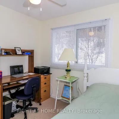 52,&nbsp;Adelaide, Allandale, Barrie