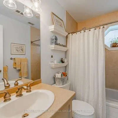 200,&nbsp;Collier, Codrington, Barrie