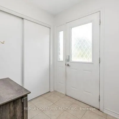 43,&nbsp;Madelaine, Painswick South, Barrie