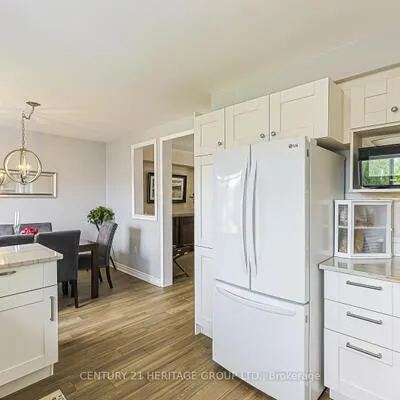 22,&nbsp;Village Green, Bradford, Bradford West Gwillimbury