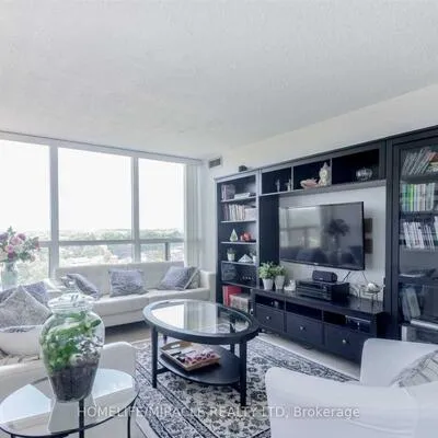 12,&nbsp;Laurelcrest, Queen Street Corridor, Brampton