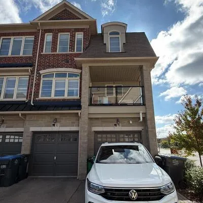200,&nbsp;Veterans, Northwest Brampton, Brampton