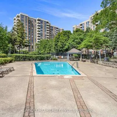 30,&nbsp;Malta, Fletcher's Creek South, Brampton