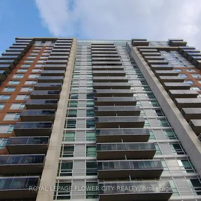215,&nbsp;Queen, Queen Street Corridor, Brampton