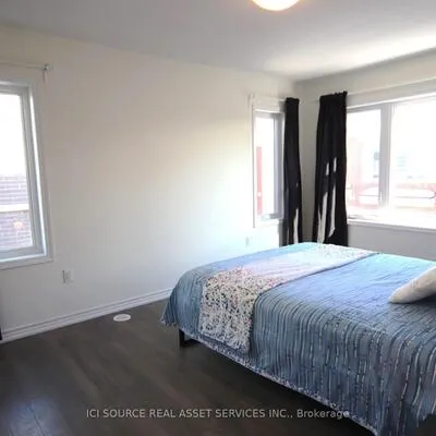 250,&nbsp;Lagerfeld, Northwest Brampton, Brampton