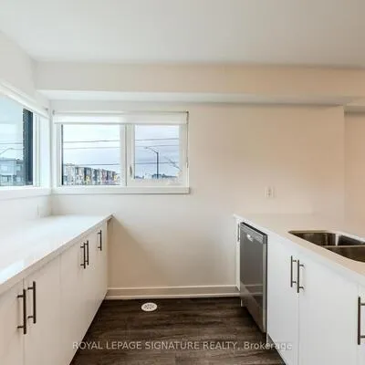 35,&nbsp;Romilly, Northwest Brampton, Brampton