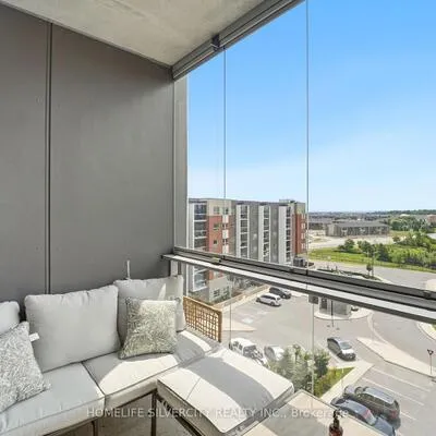 200,&nbsp;Lagerfeld, Northwest Brampton, Brampton