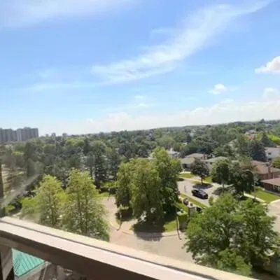 310,&nbsp;Mill, Brampton South, Brampton