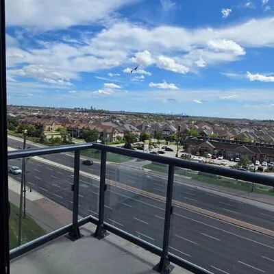 10,&nbsp;Lagerfeld, Northwest Brampton, Brampton