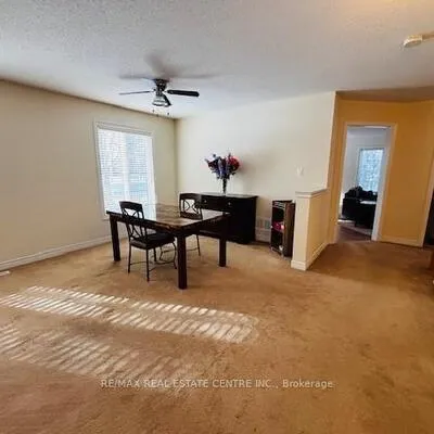 2,&nbsp;Alisma, Sandringham-Wellington, Brampton