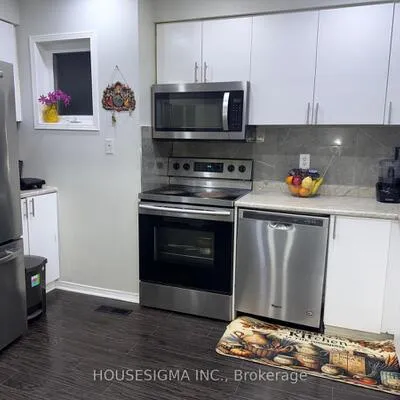 3,&nbsp;Sinclair, Brampton West, Brampton