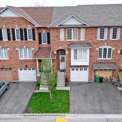 2,&nbsp;Clay Brick, Brampton North, Brampton
